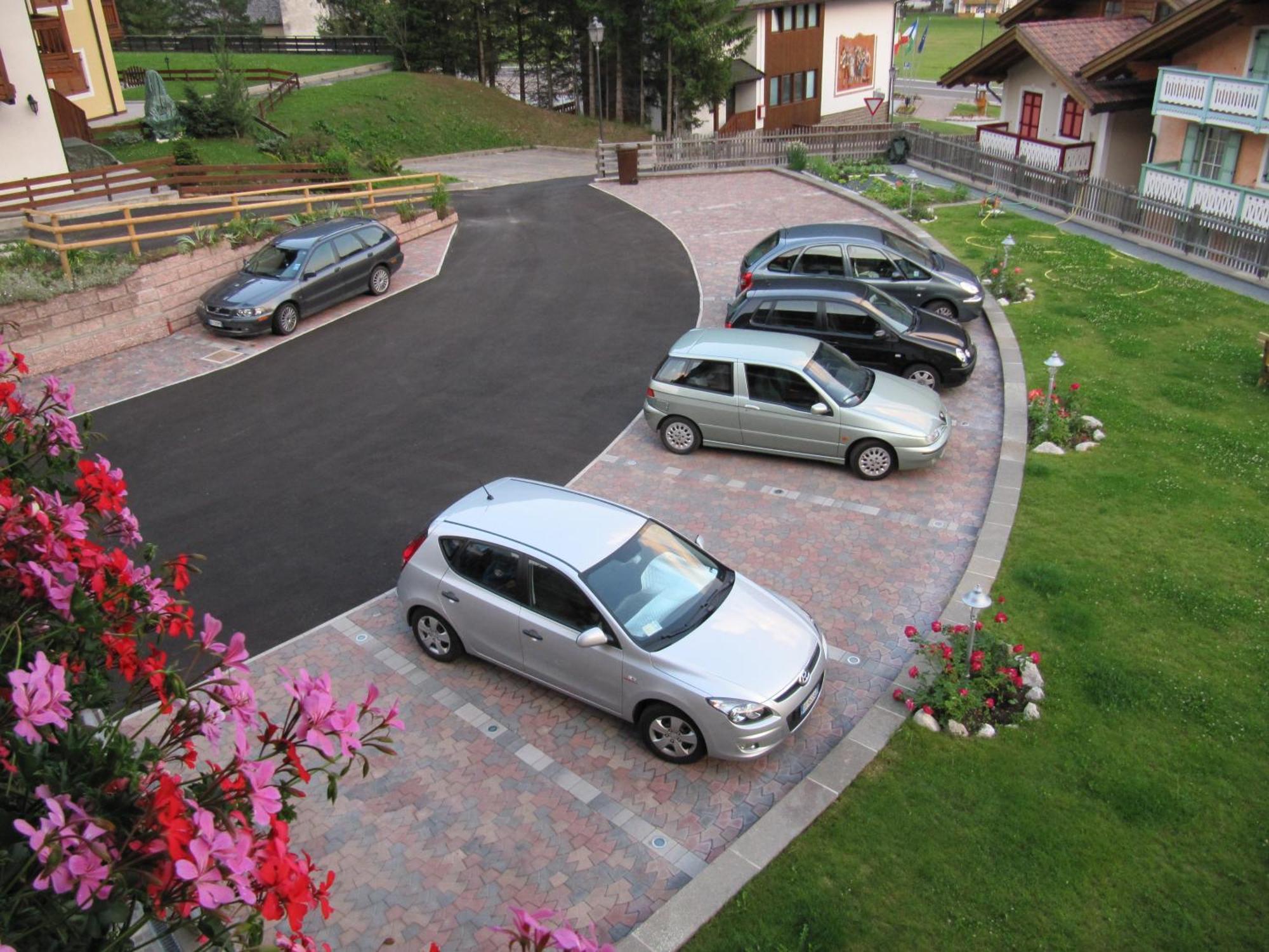 Garni Villa Cecilia Mazzin Exterior photo